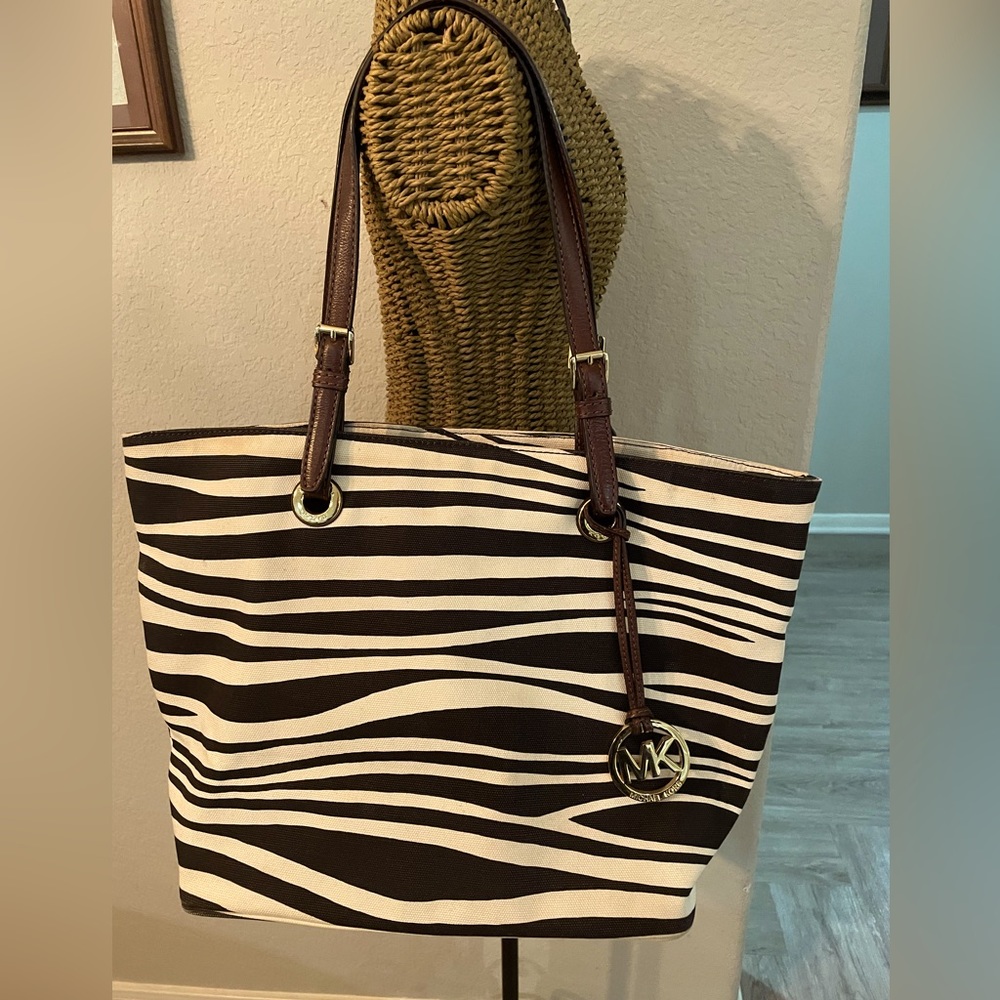 Michael Kors Zebra stripe canvas large shoulder bag. Excellent condition.